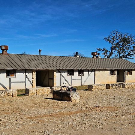 Country Inn Cottages Fredericksburg Esterno foto