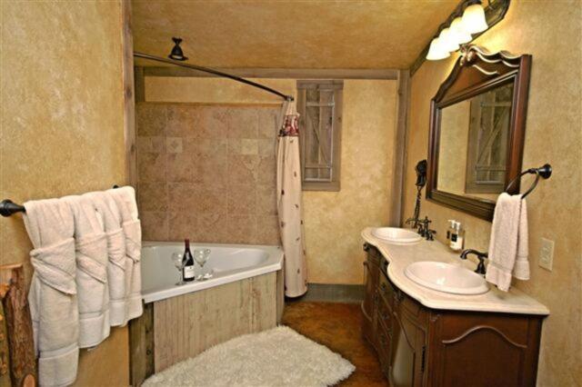 Country Inn Cottages Fredericksburg Esterno foto