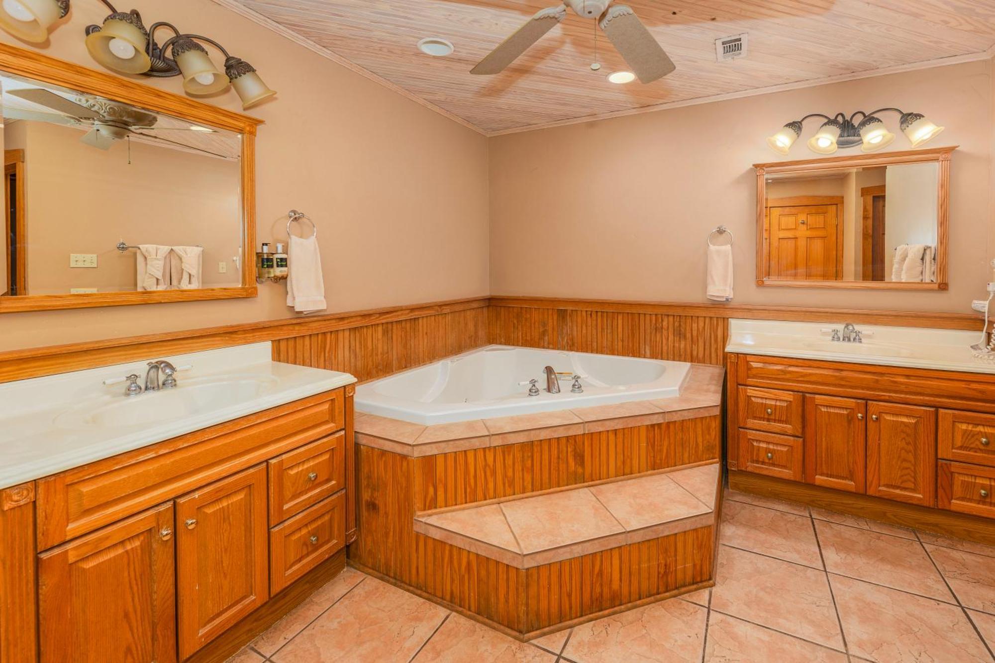 Country Inn Cottages Fredericksburg Esterno foto