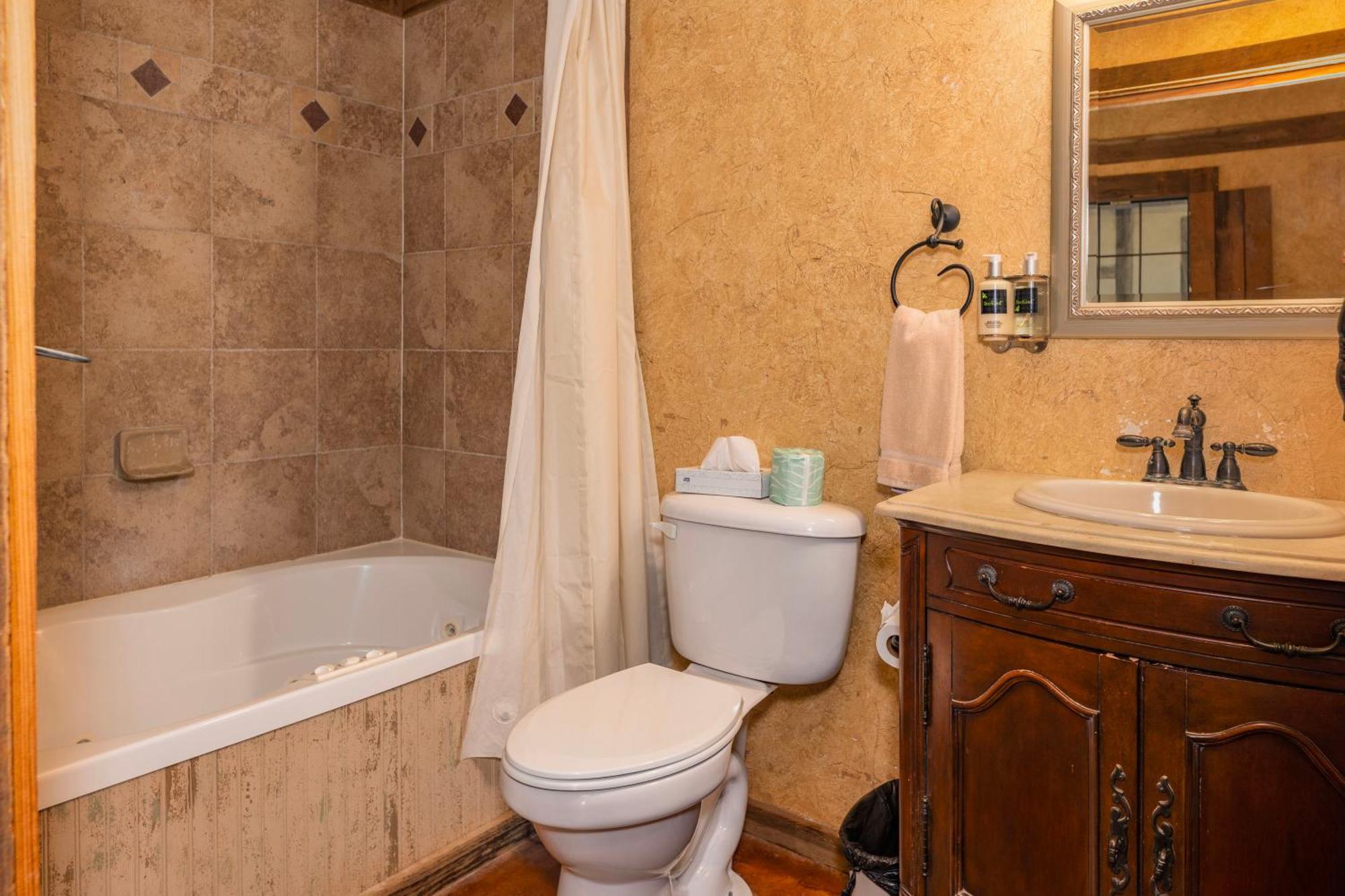 Country Inn Cottages Fredericksburg Esterno foto